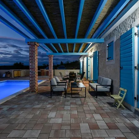 Jurenda Villa Sukošan