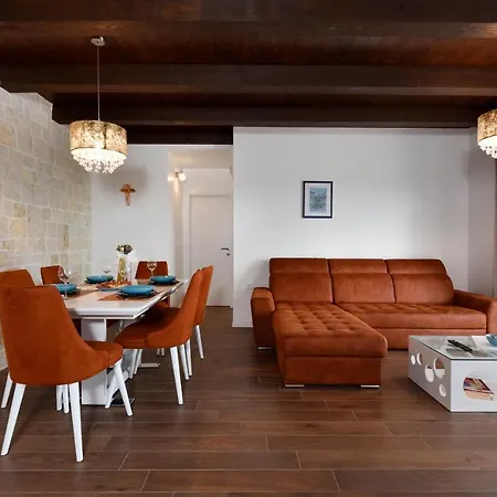 Jurenda Villa Sukošan