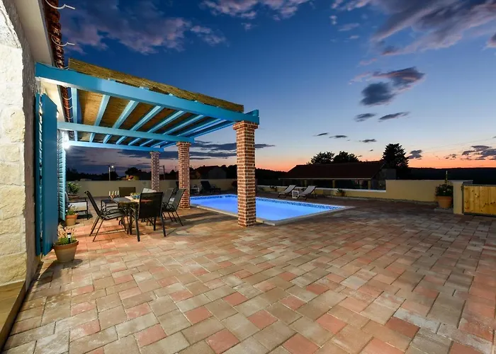 Jurenda Вилла Сукошан