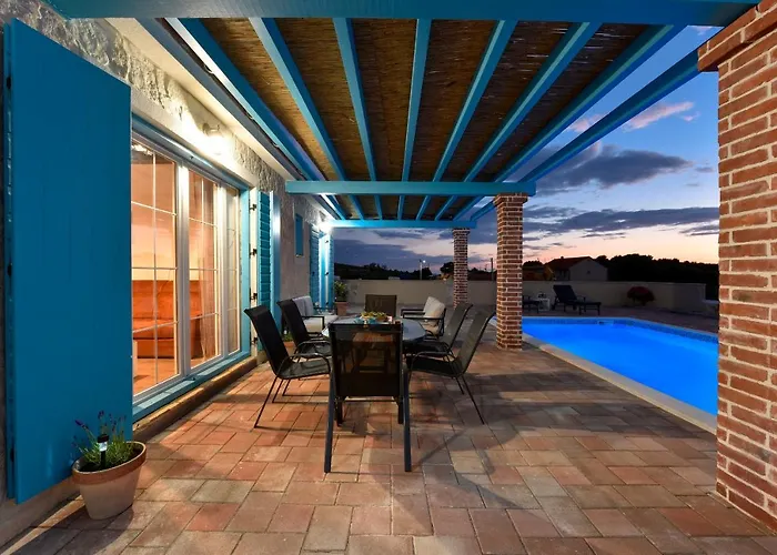 Jurenda Сукошан