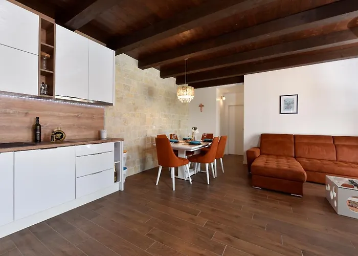 Вилла Jurenda *