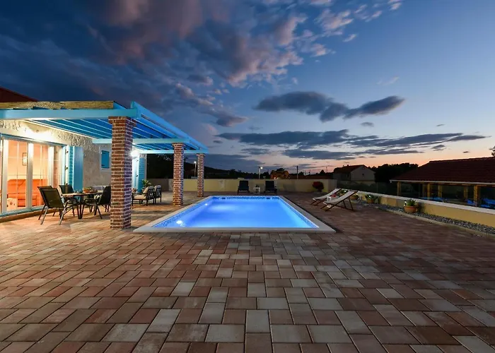 Jurenda Вилла Сукошан